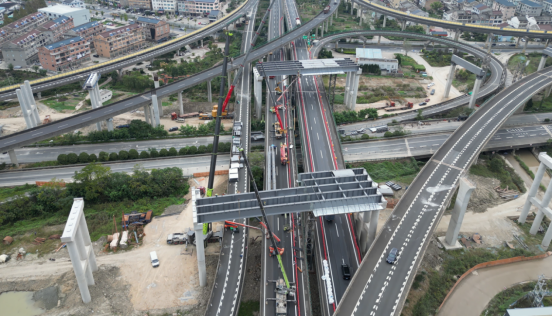 千噸鋼骨鑄通途，恒馳鋼構(gòu)助力甬臺溫高速完美“跨越”